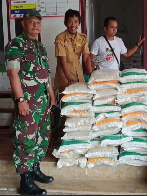 Penyaluran Beras Bantuan Panga...